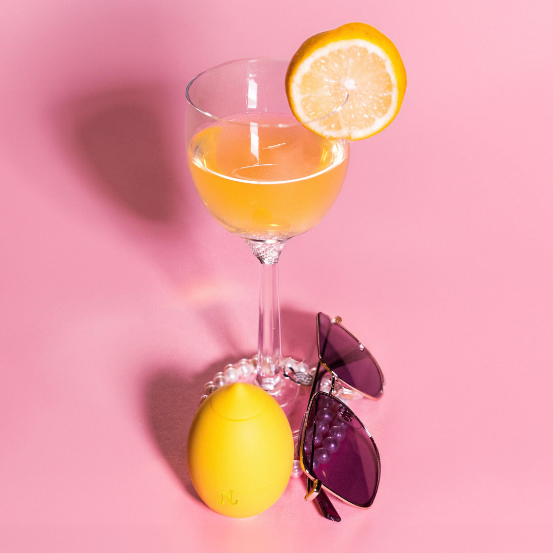 Lemon Clitoral Vibrator with charging cable
